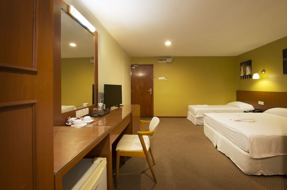 Panmour Villa Hotel Deluxe Triple Room, Multiple Beds, City View 2