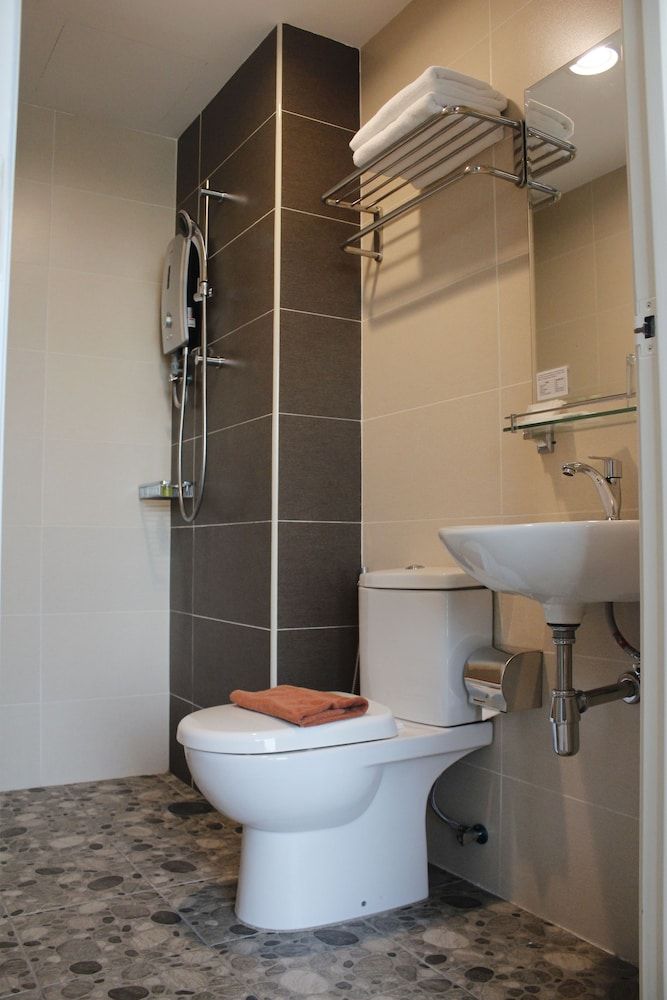 Orkid Inn Mahkota Cheras Deluxe Room, 1 Queen Bed 3