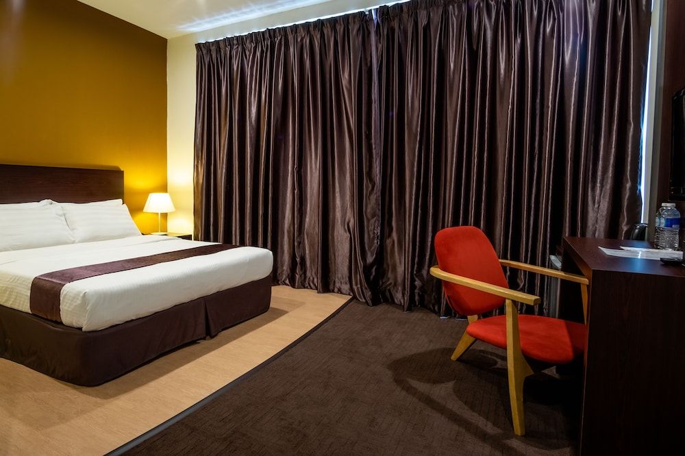 Orkid Inn Mahkota Cheras Deluxe Room, 1 Queen Bed 2