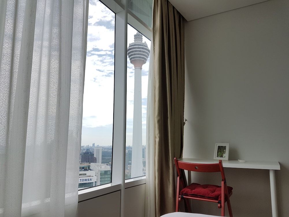 Vortex KLCC by Luxury Suites Asia Deluxe Apartment with KL Tower View 13