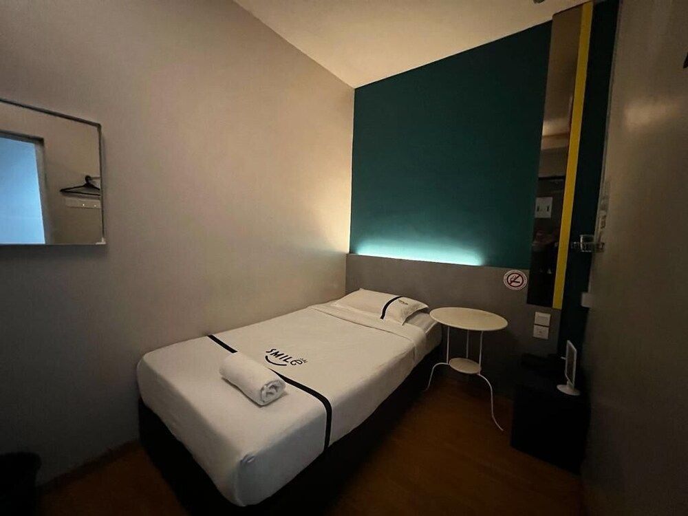 undefined Smile Hotel Wangsa Maju 2