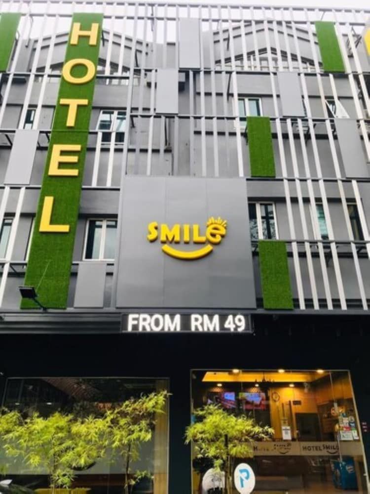 undefined Smile Hotel Wangsa Maju 8