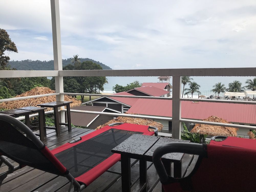 The Barat Tioman Beach Resort Villa, Sea View 4