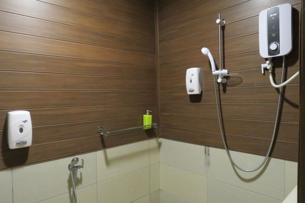 The Barat Tioman Beach Resort Executive Family Room 7