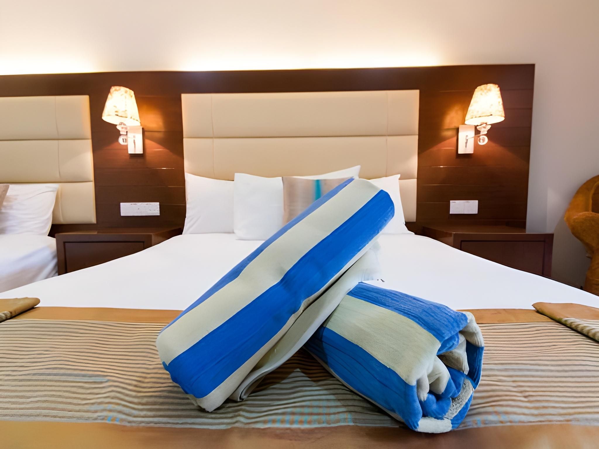 Deluxe Seaview Double