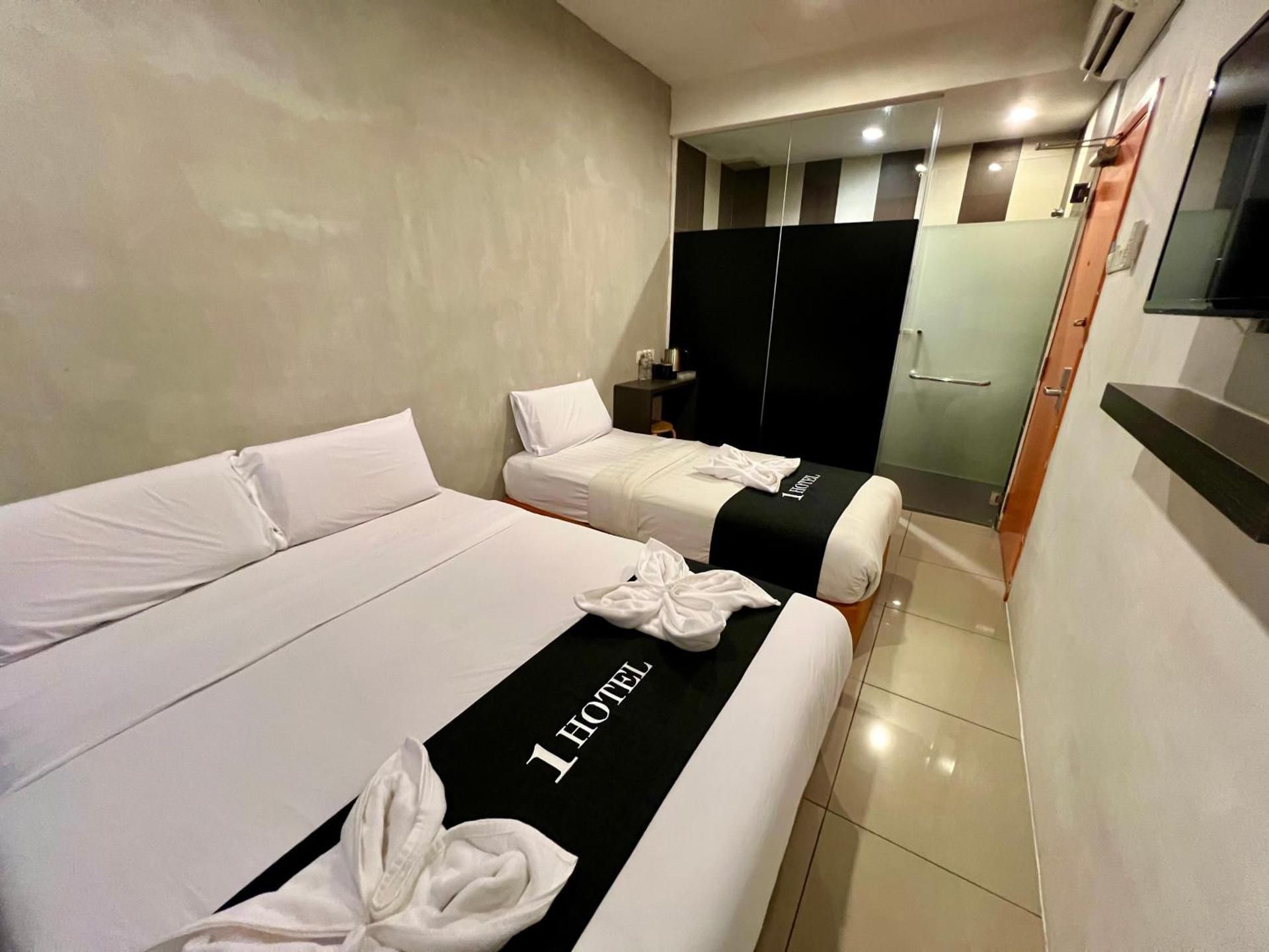 undefined 1 Hotel Taman Connaught 8