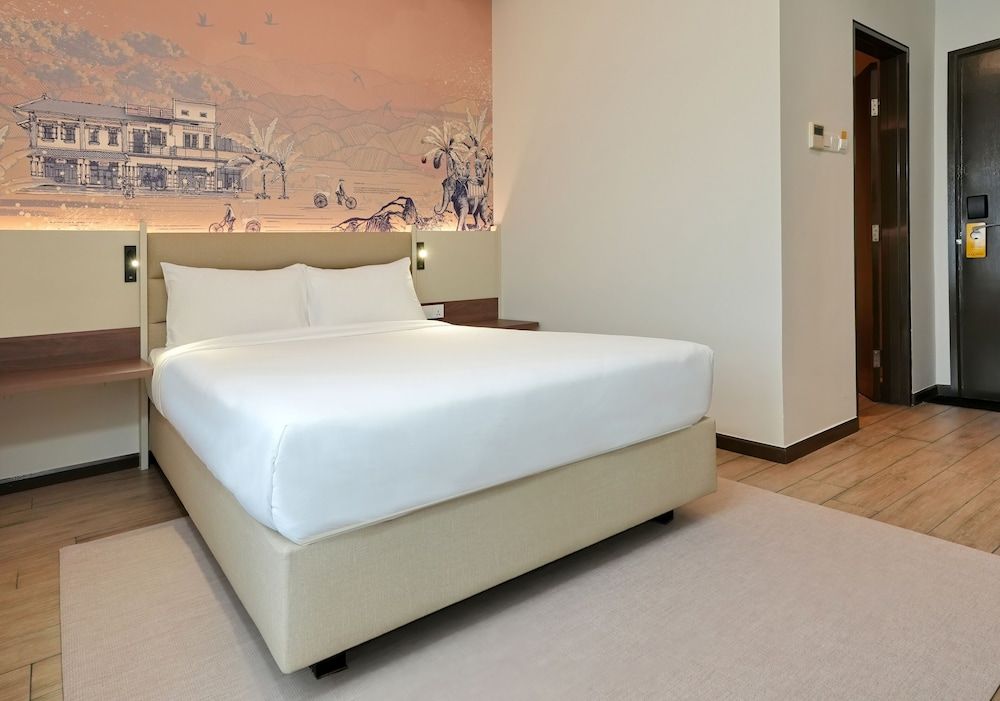 Cititel Express Ipoh Deluxe Queen Room 2