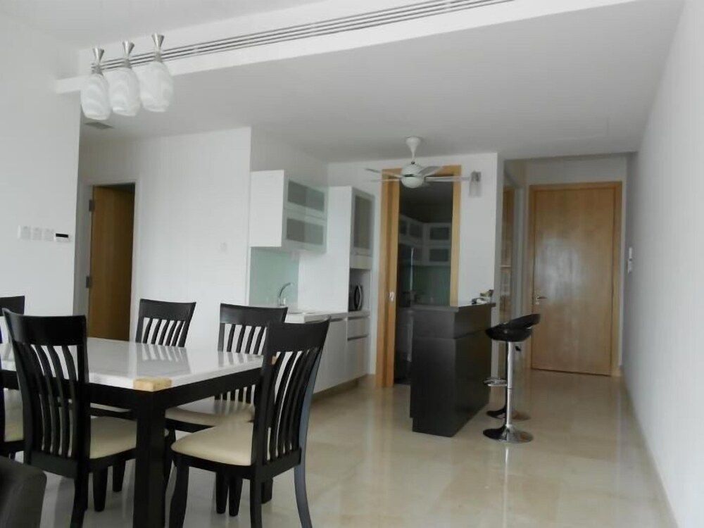 undefined Brunsfield Embassyview Condosuite 8