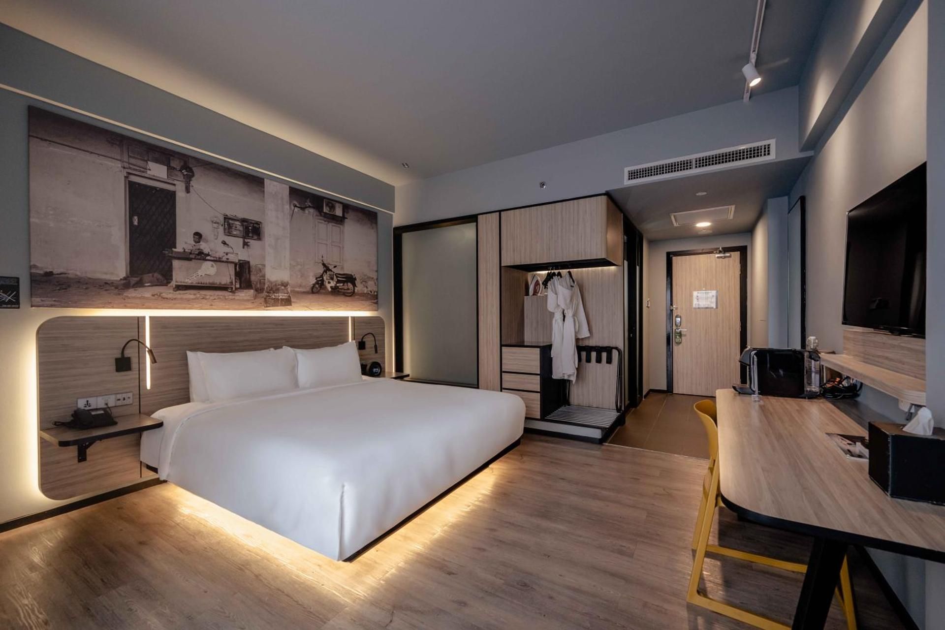 Premier King Room