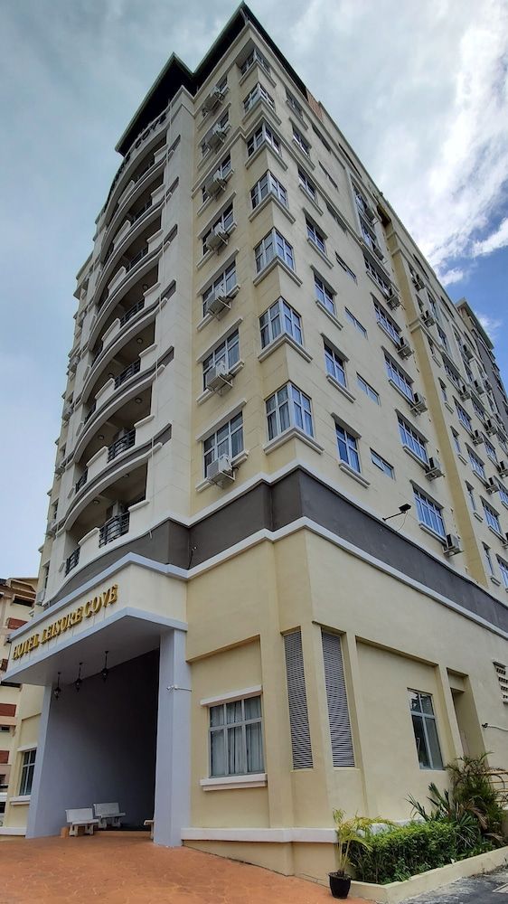 undefined Leisure Cove Hotel & Apartments