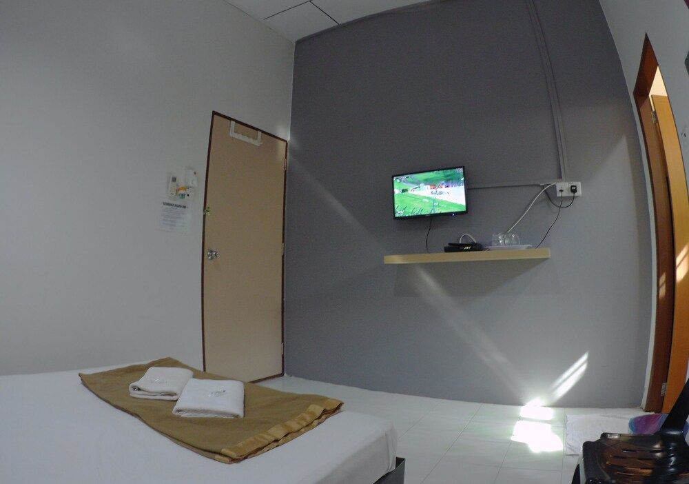 Semarak Beach Inn Standard Double 6