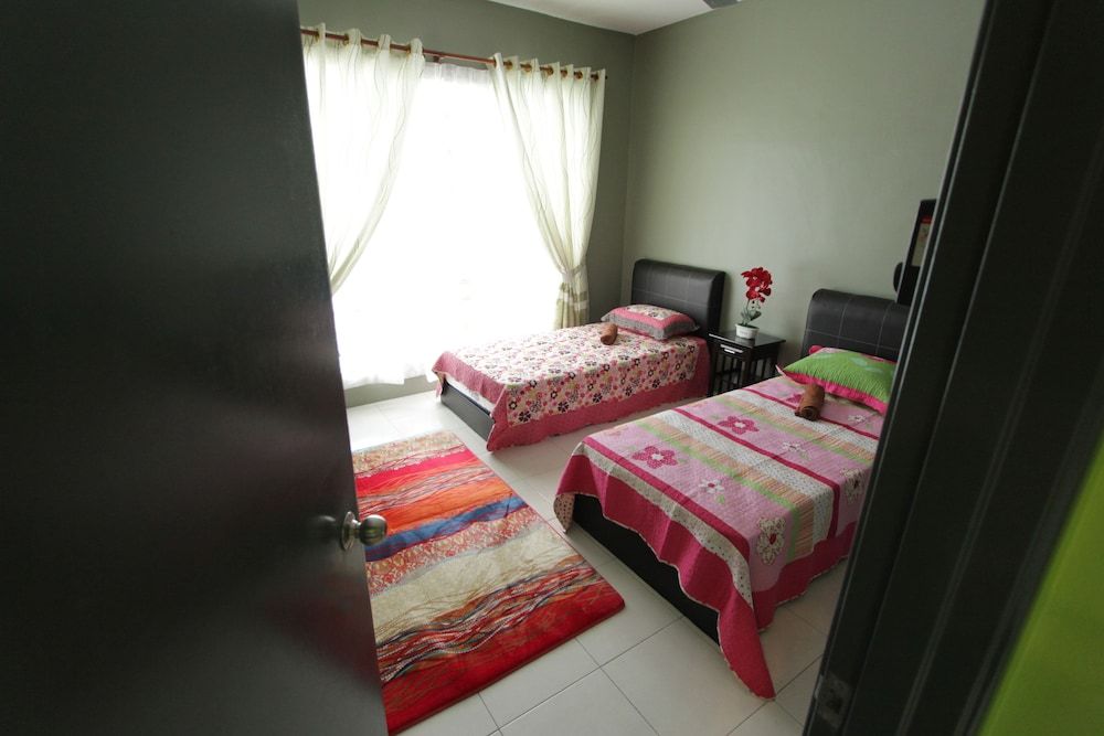 Apartment, Garden View