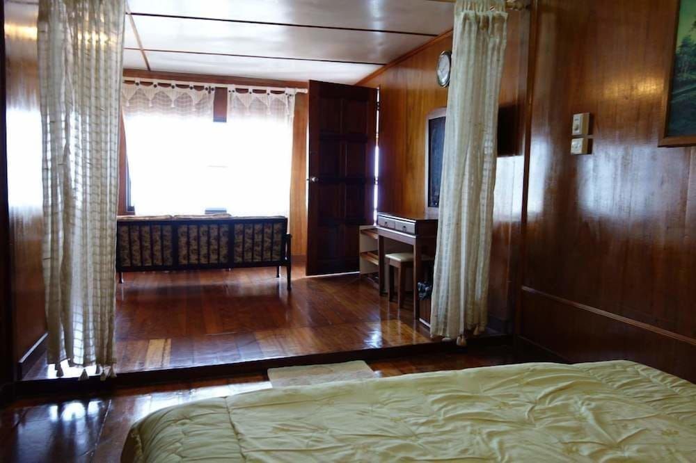 Seaside Travellers Inn