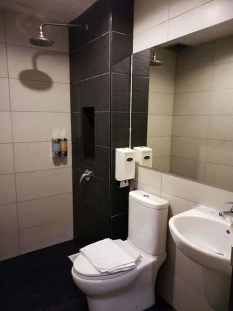 undefined Hotel Austin Paradise - Mount Austin 7