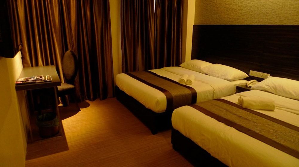 undefined Hotel Austin Paradise - Mount Austin 10