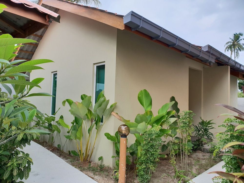 undefined Chenang Inn 3