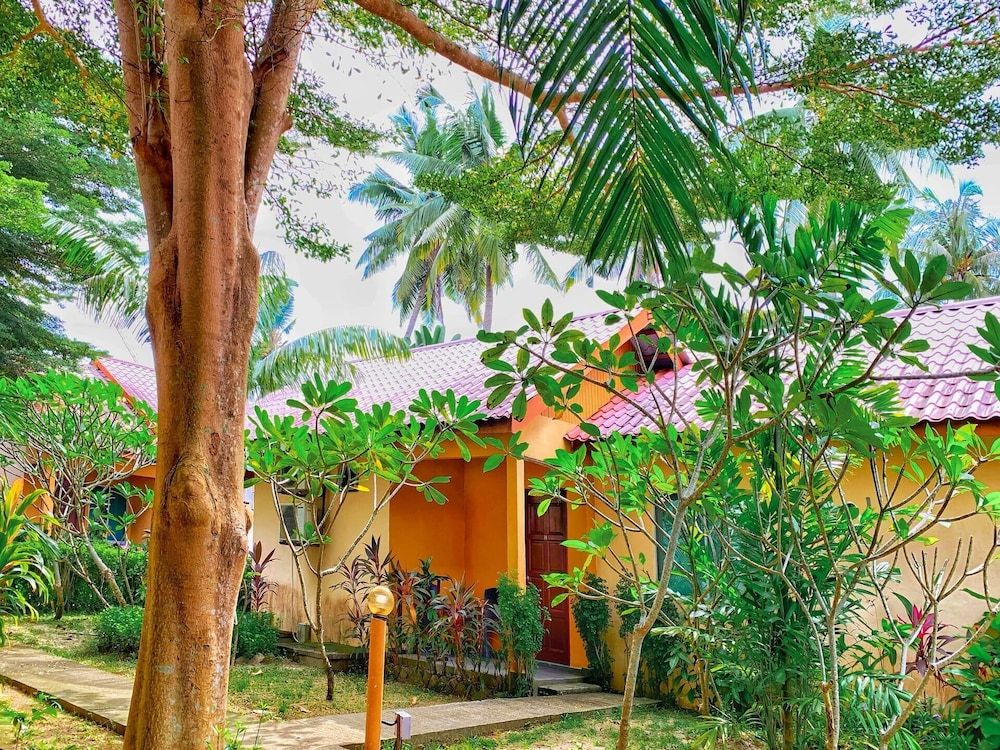 undefined Chenang Inn 8