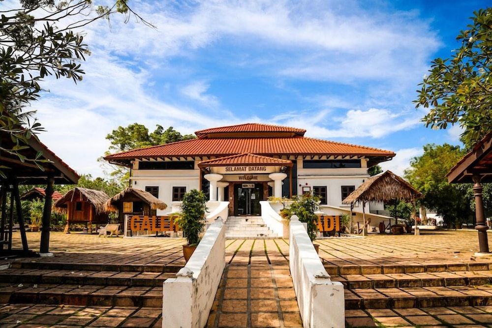 undefined Chenang Inn 7