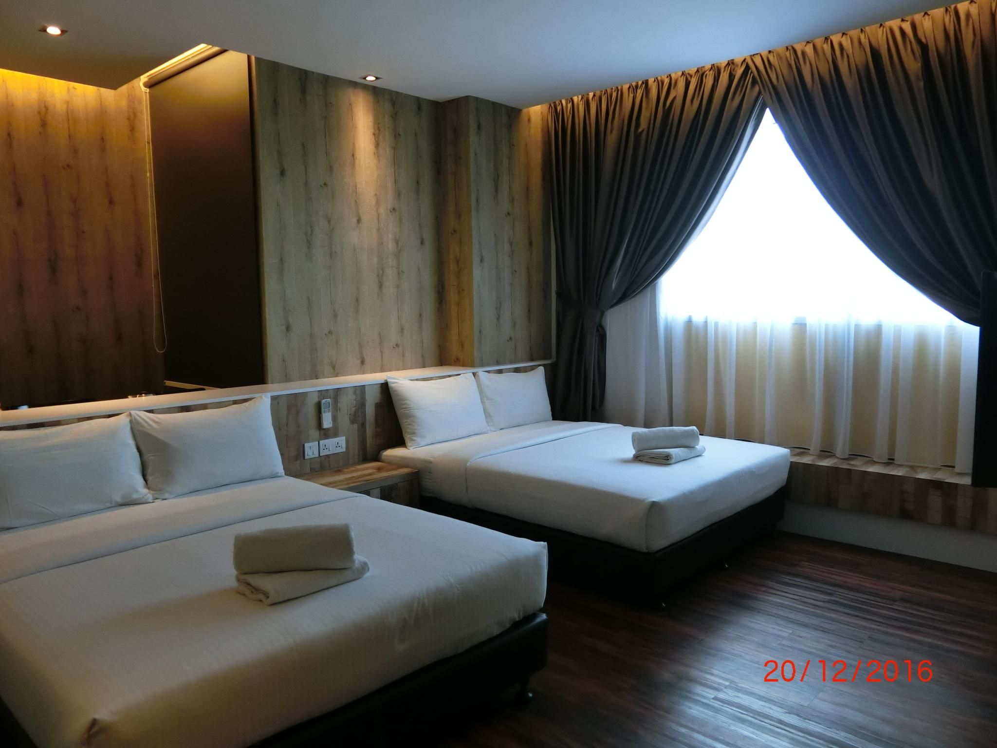 D Elegance Hotel Premium Family Room