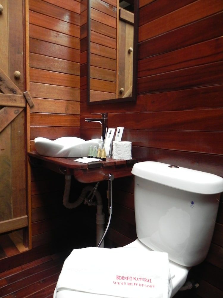 Borneo Natural Sukau Bilit Resort 2D1N Cottage Room 4
