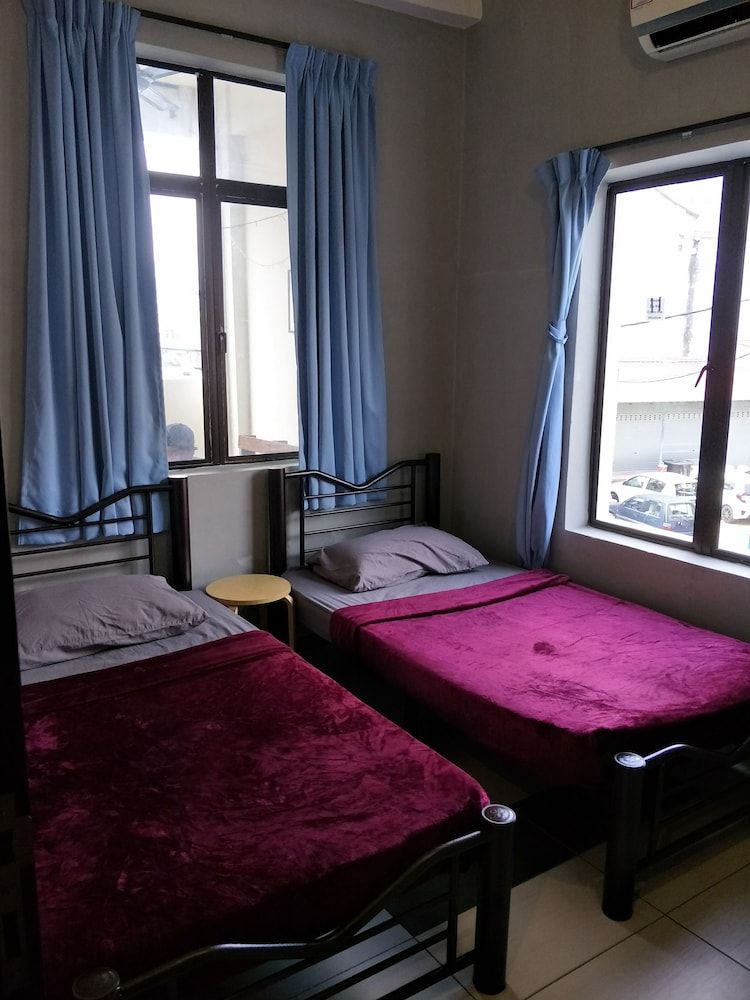 Mari Hostel