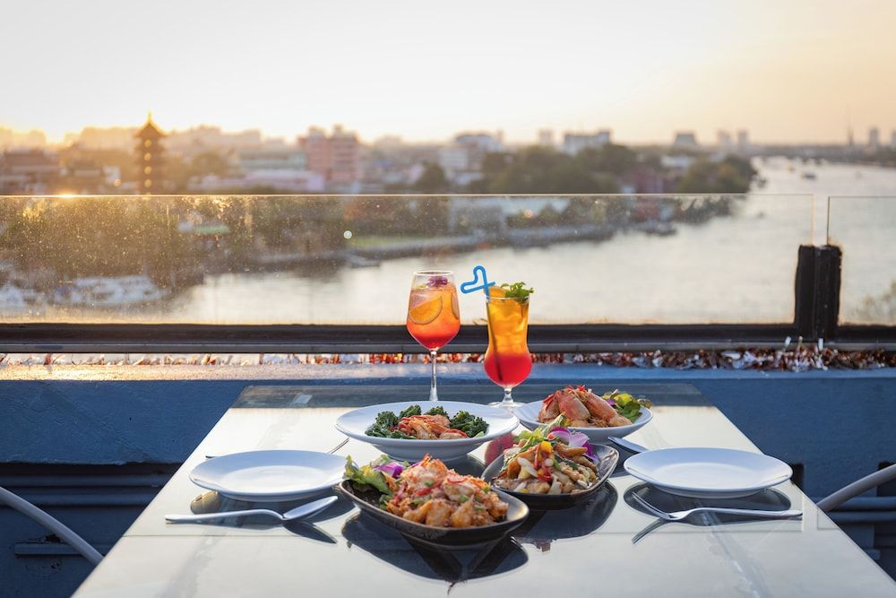 undefined River View Residence 10