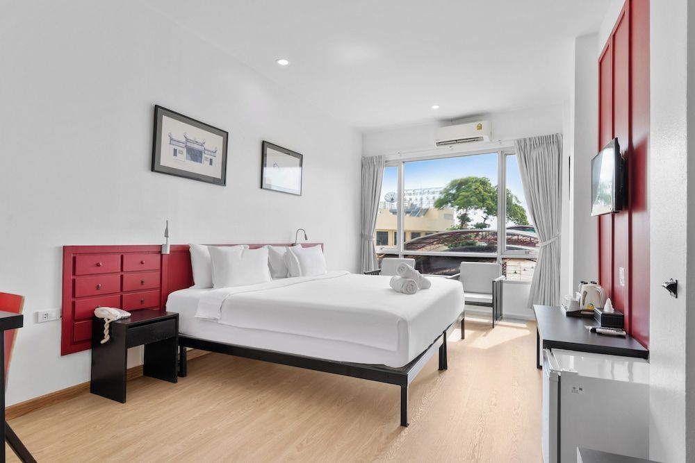 undefined River View Residence 7