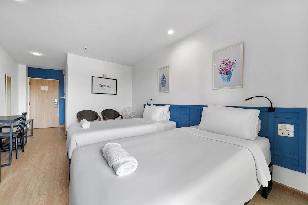 undefined River View Residence 3