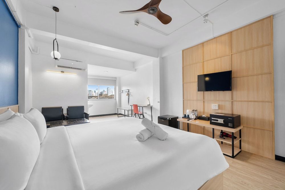 undefined River View Residence 4