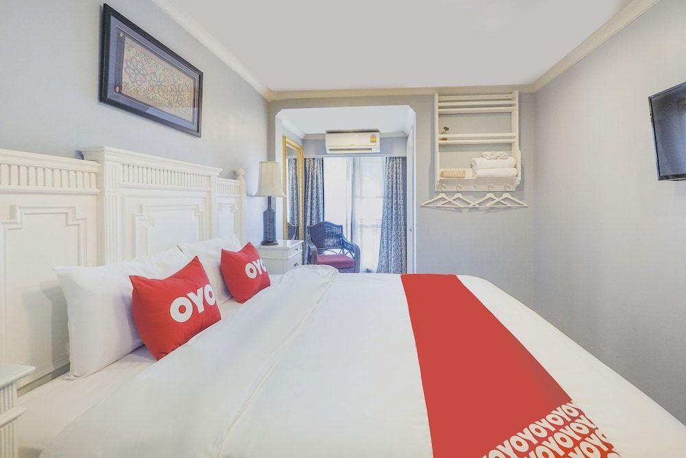 OYO 899 Villa De Hun Deluxe Double Room 2