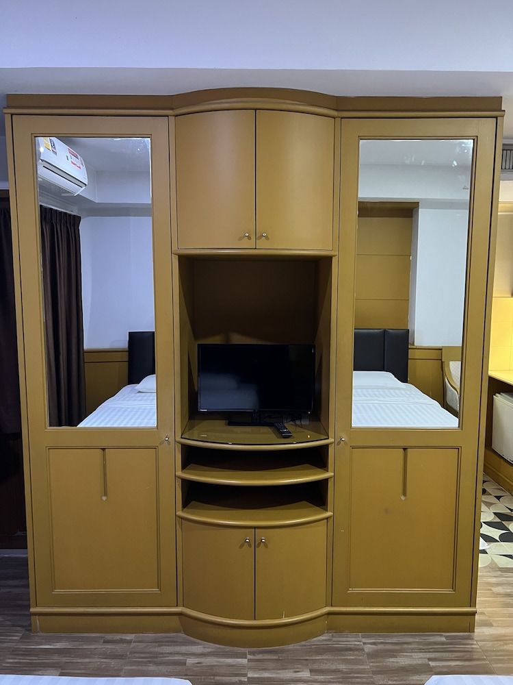 Mall Suites Hotel Standard Double or Twin Room 21