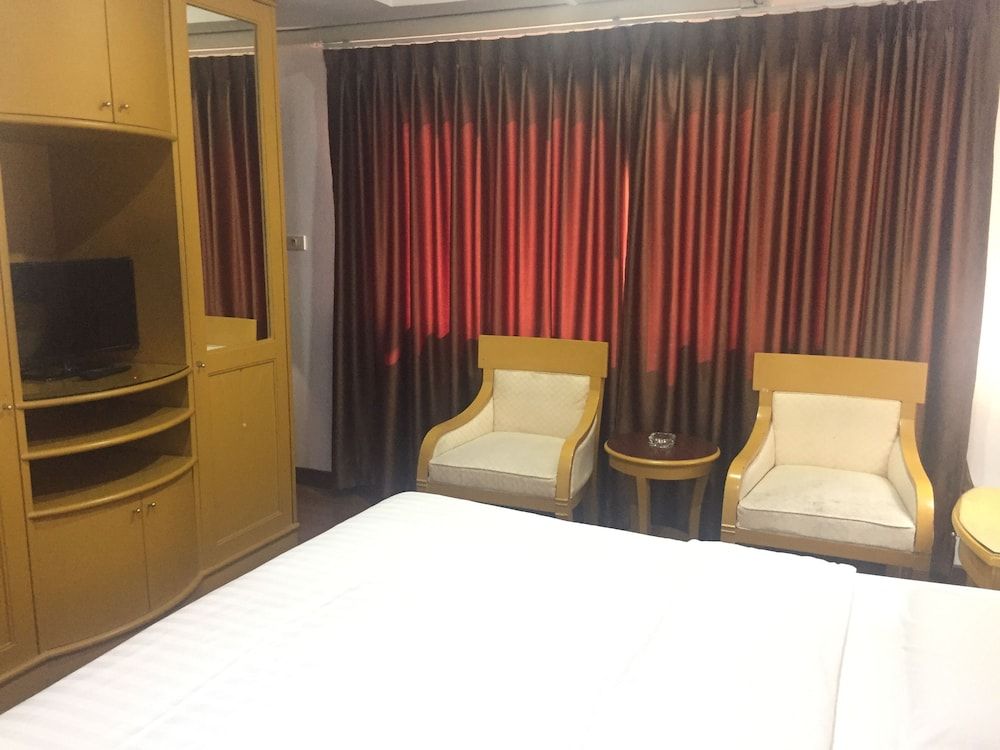 Mall Suites Hotel Standard Double or Twin Room 3