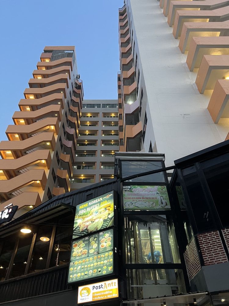 undefined Mall Suites Hotel 2