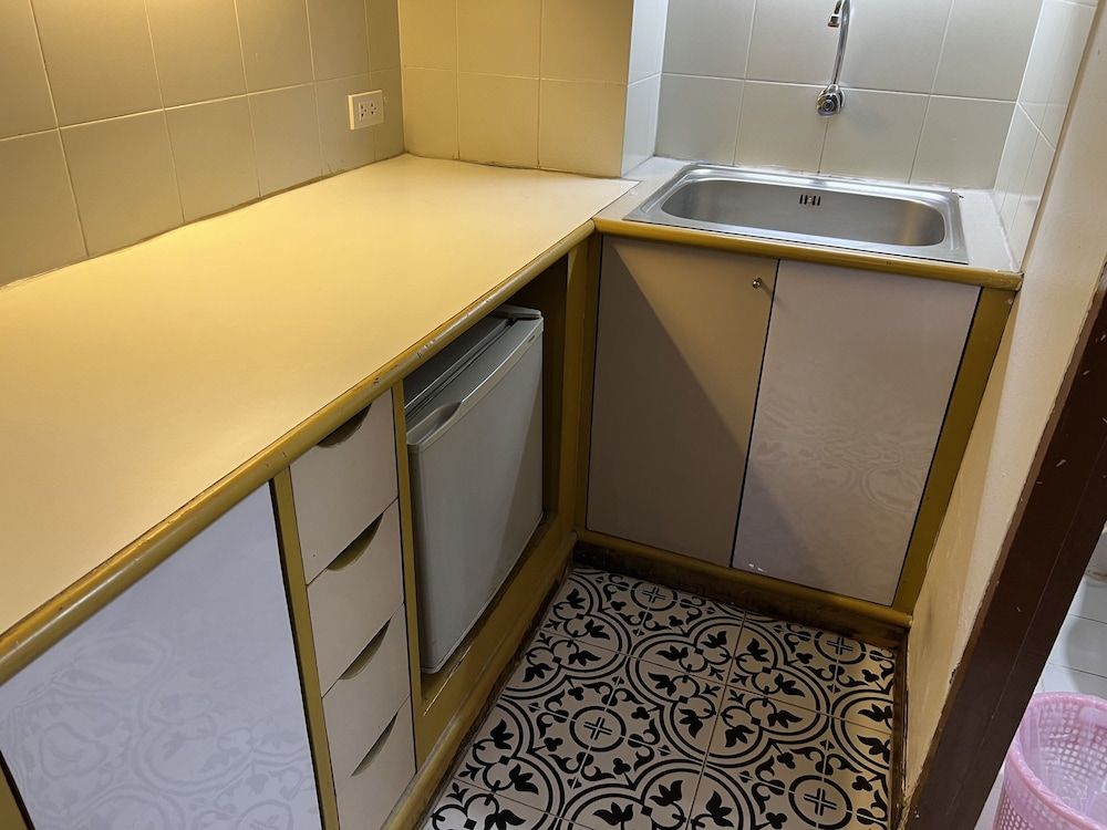 Mall Suites Hotel Standard Double or Twin Room 15