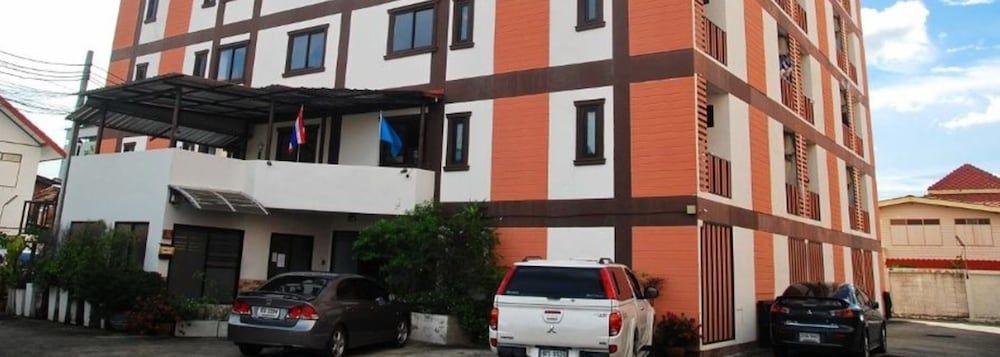 undefined Grannylla Residence Charoenkrung 10