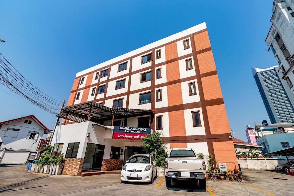 undefined Grannylla Residence Charoenkrung 2