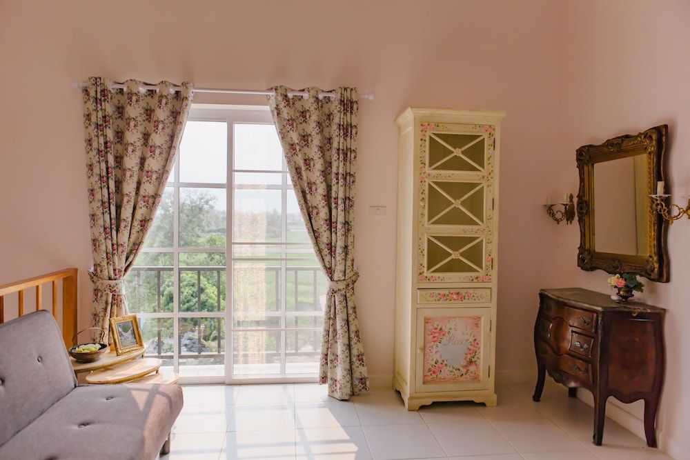 Le Jardin de Maejo Deluxe Honeymoon Suite (Rose) 10