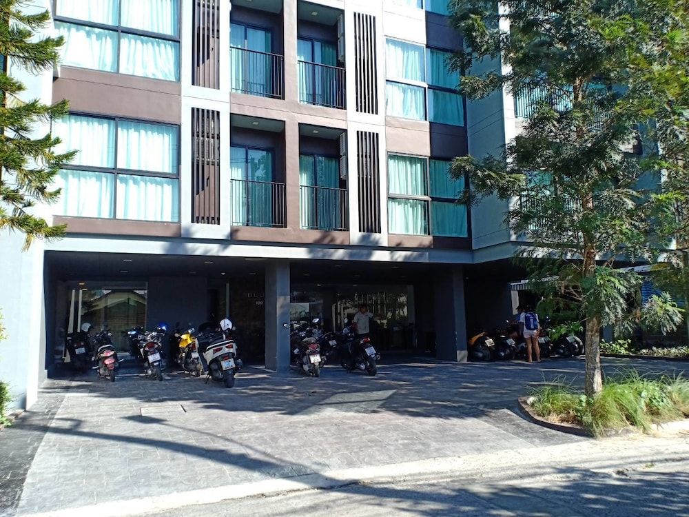 Outdoor banquet area