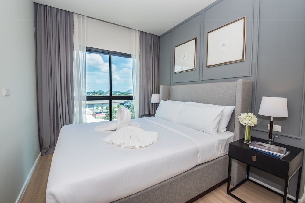 Dlux Condominium Standard Queen Room