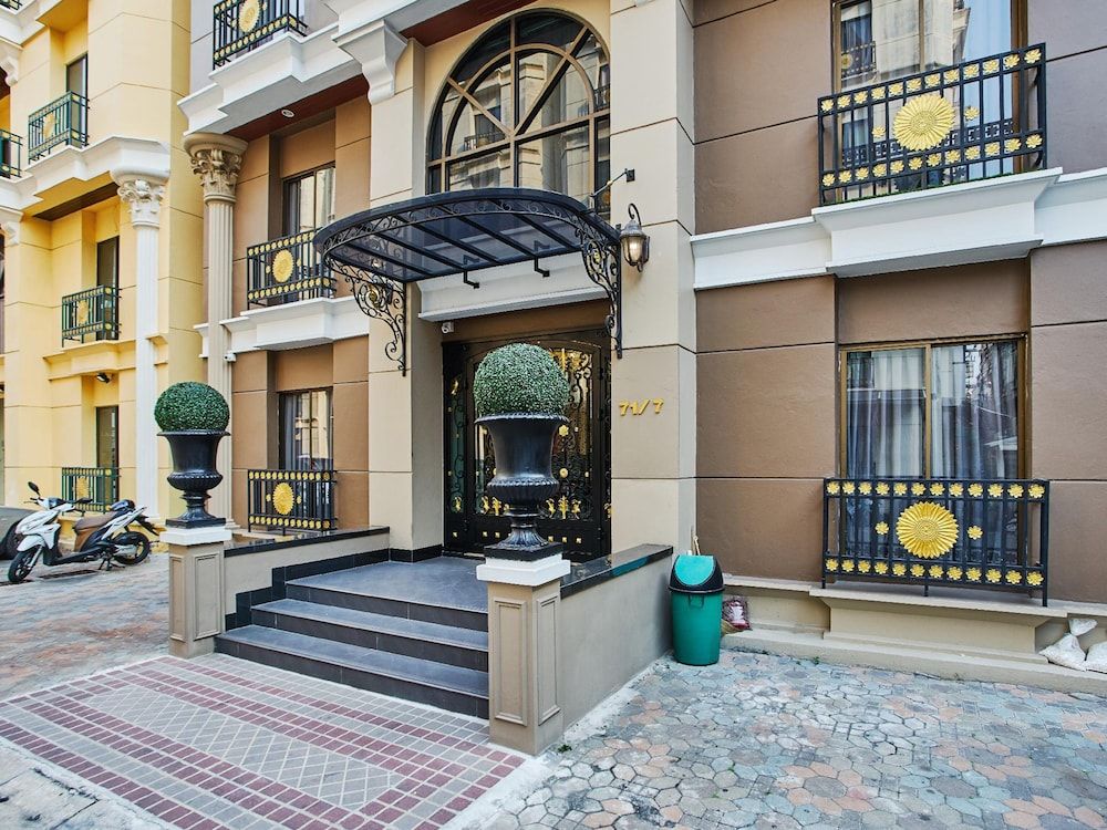 undefined The Star of Sathorn 2