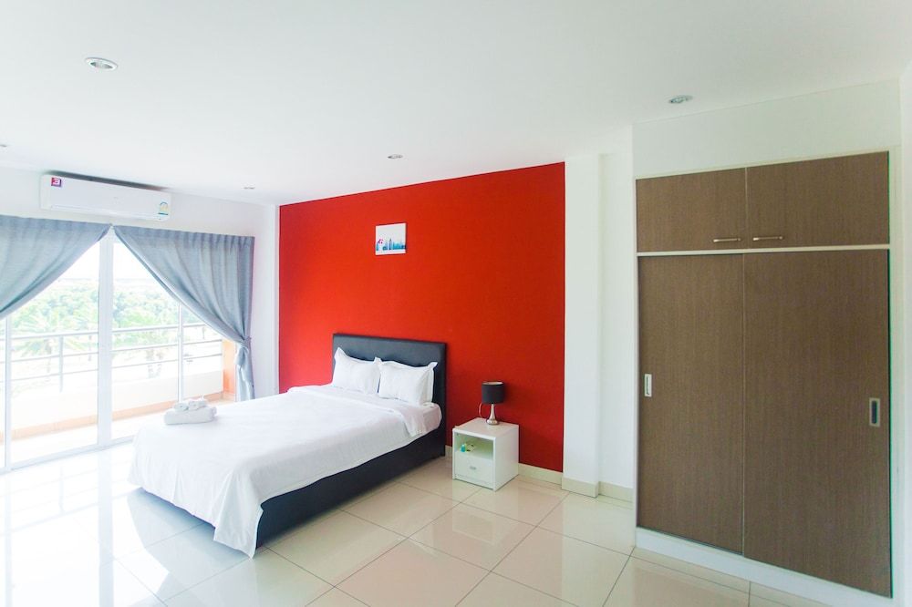 Apollo Apart Hotel Executive Suite, 3 Bedrooms, Balcony 3