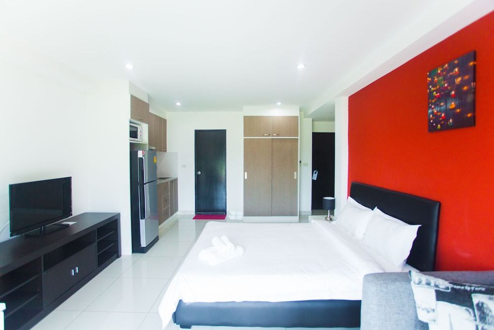 Apollo Apart Hotel Superior Studio, 1 Queen Bed, Balcony 3