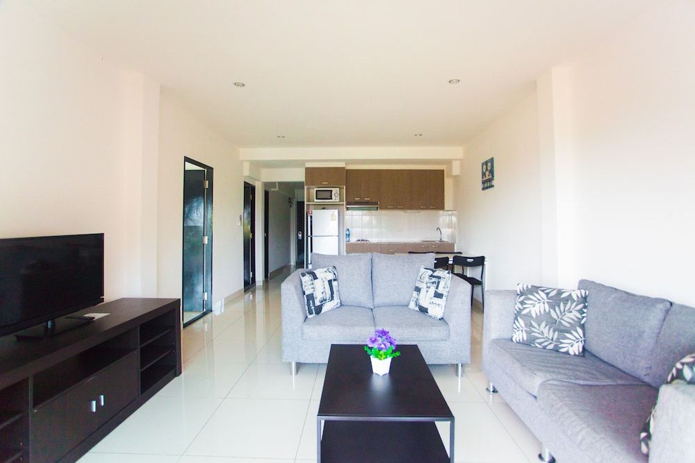 Apollo Apart Hotel Executive Suite, 3 Bedrooms, Balcony 5