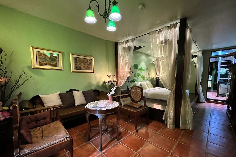 undefined Old Capital Bike Inn 4