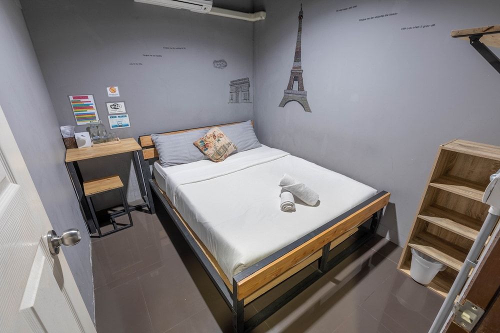 undefined La Belle Nuit House 6