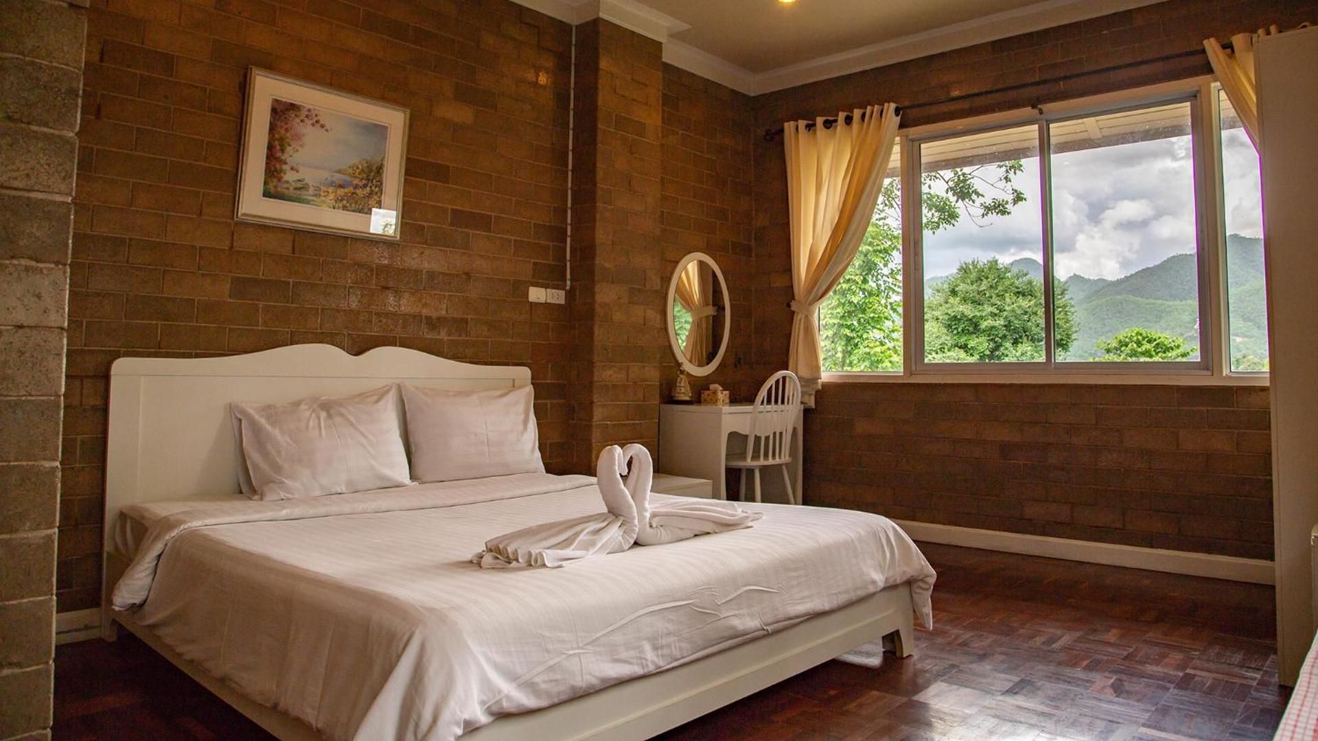 Honey Duble Room