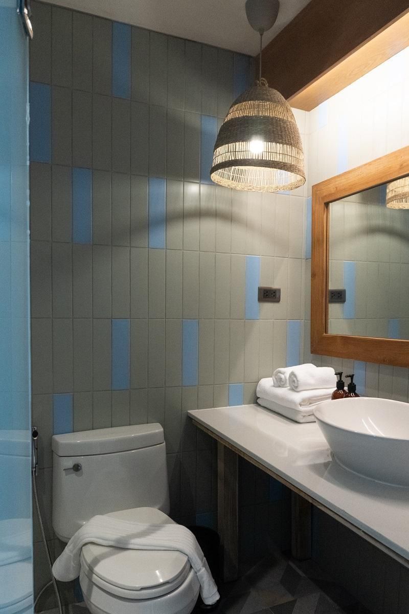 Tints of Blue Hotel Deluxe 2