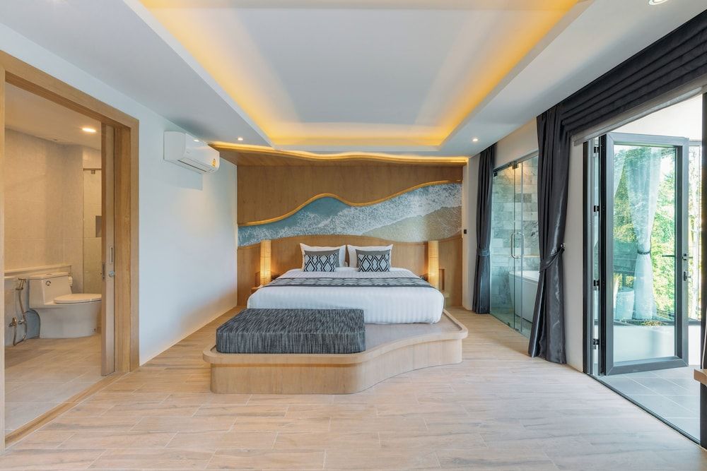 One Bedroom Suite