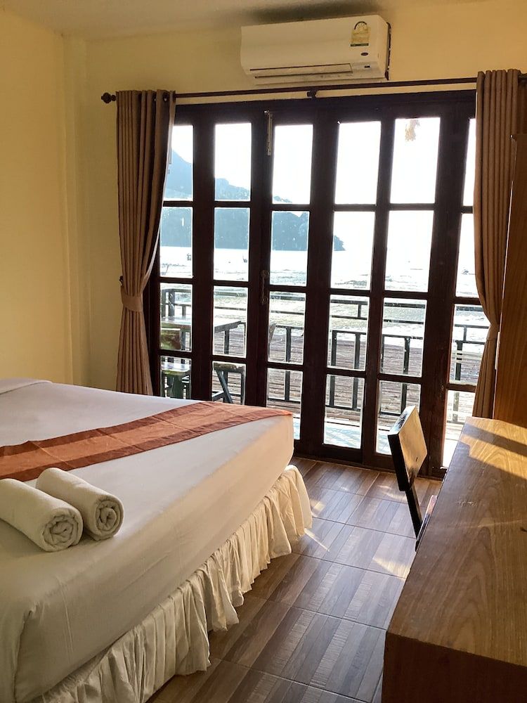 Phi Phi Green House Standard Double Room, 1 Double Bed, Sea View 11