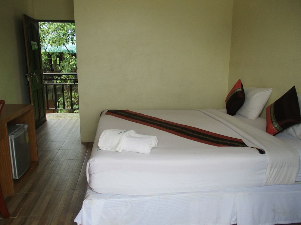 Phi Phi Green House Standard Double Room, 1 Double Bed, Sea View 8
